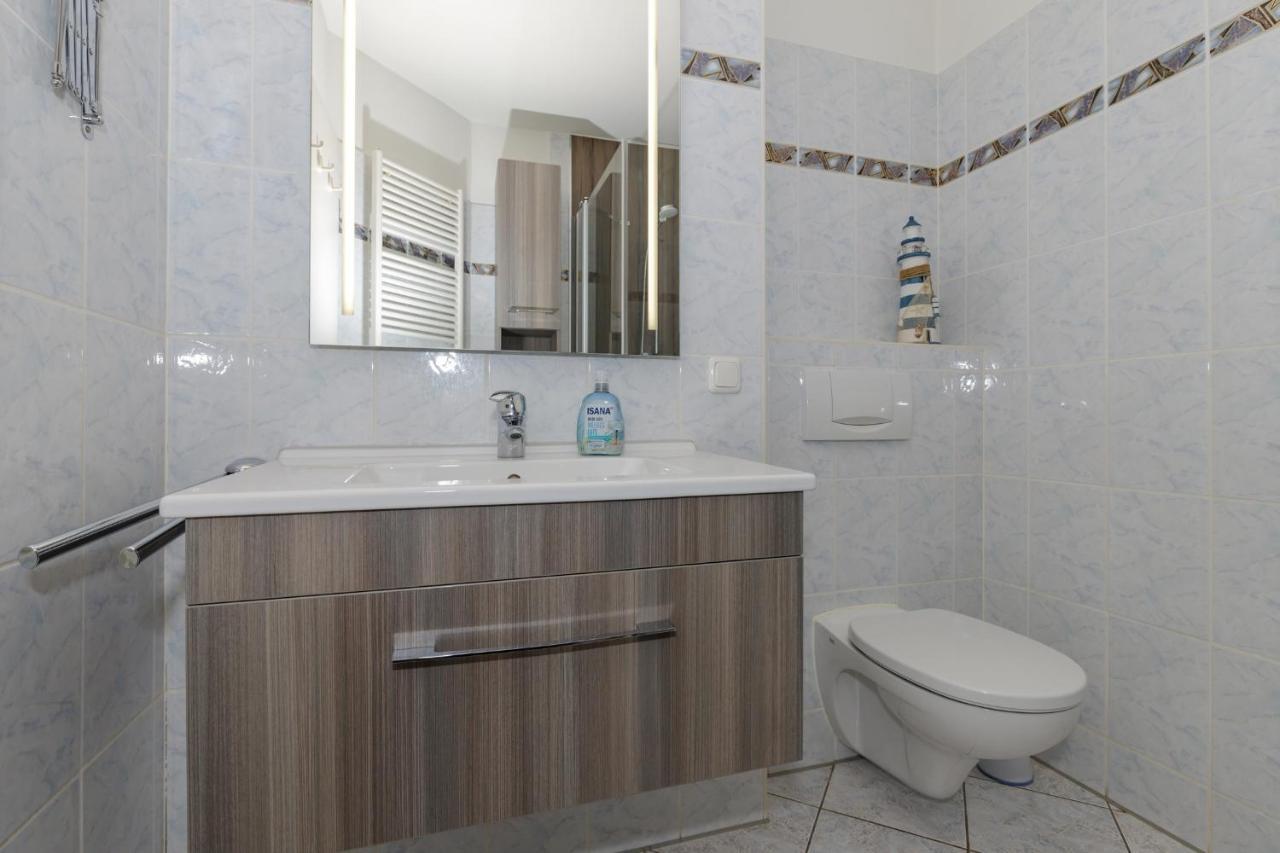 Am Stadtwald Apartment Kuehlungsborn